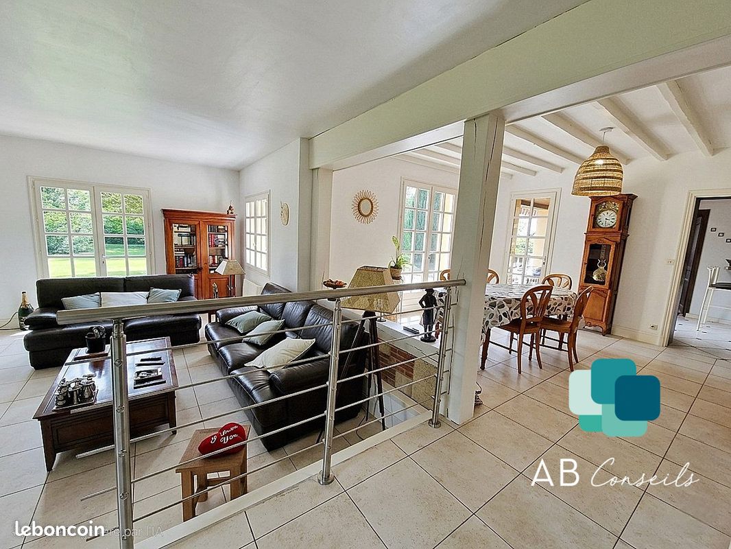 Propriété 6 pièces 208 m² (image 8)