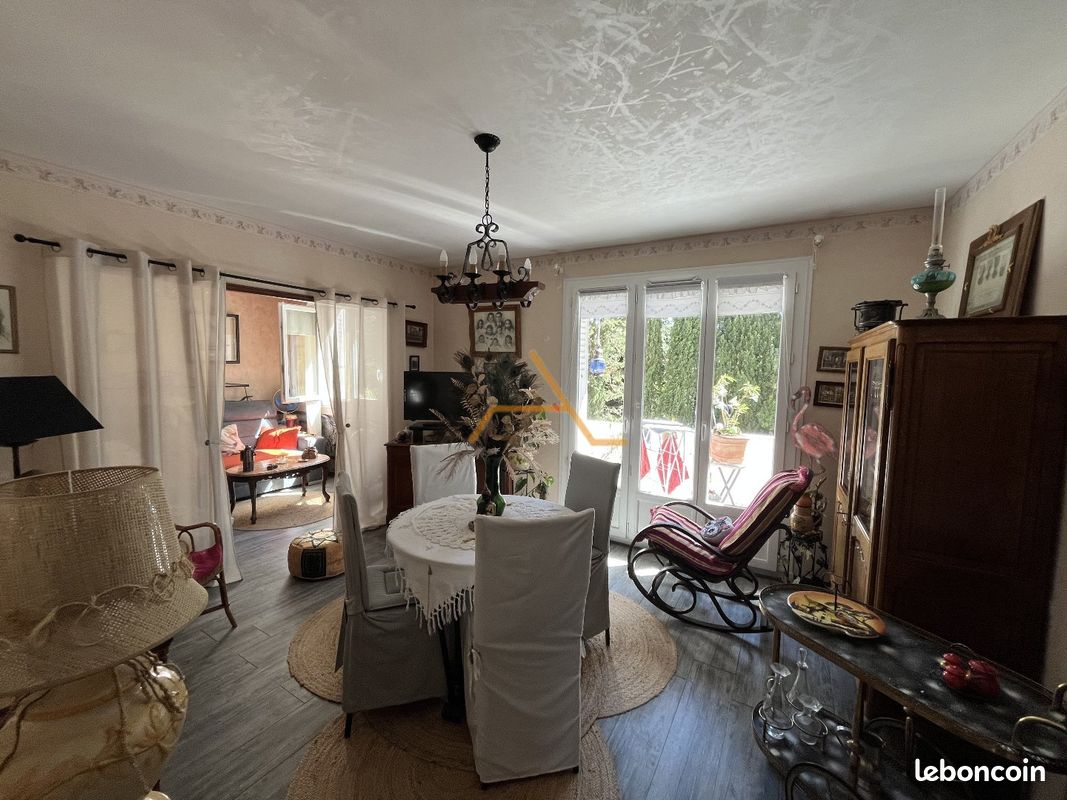 Appartement 3 pièces 56 m² · à Valréas · 56 m² · 100 000 €