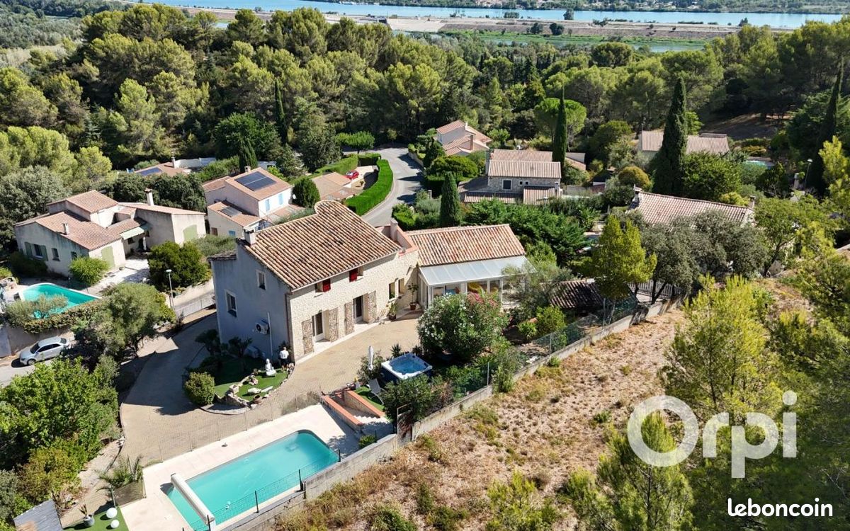 Maison 7 pièces 300 m² · à Comps · 300 m² · 779 000 €