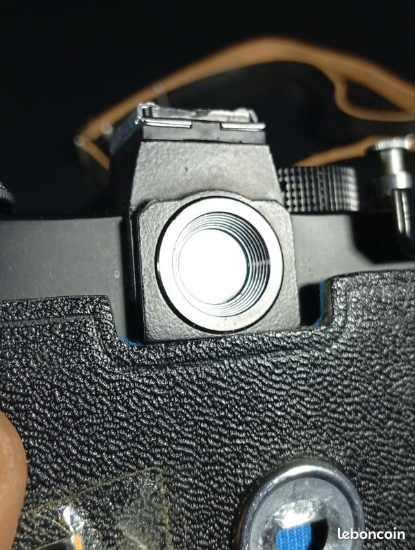 Appareil photo argentique vintage Zenit 11 avec étui cuir original – 35 mm SLR URSS (image 8)