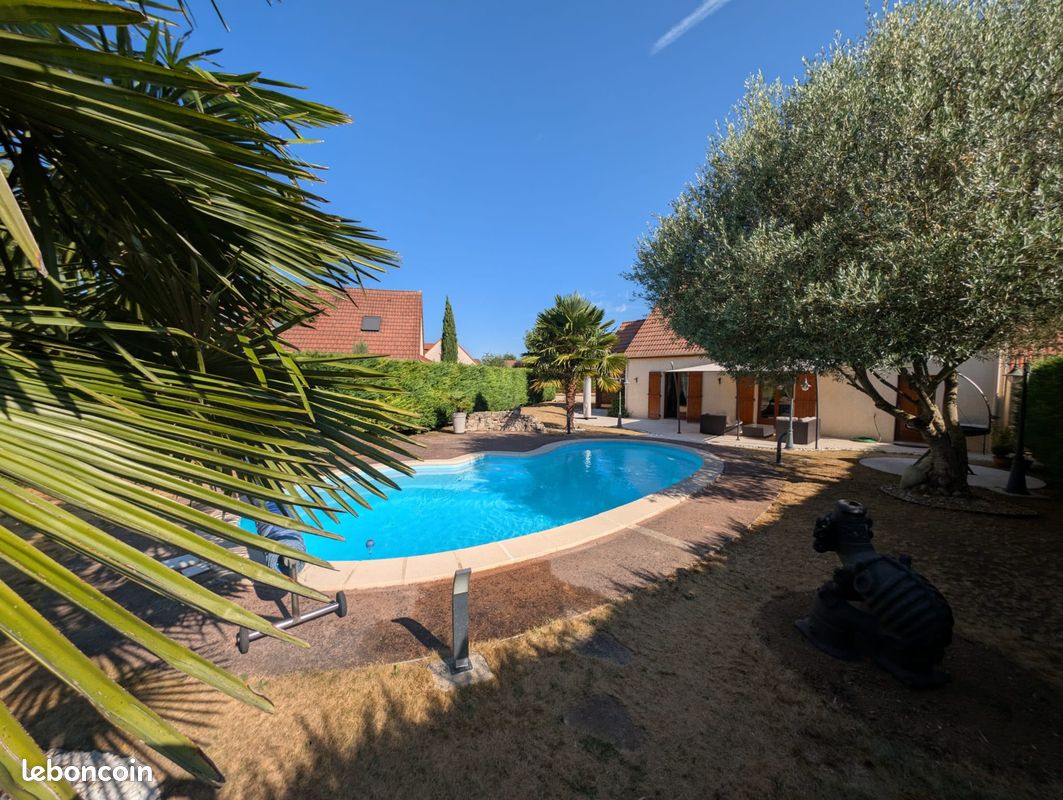 Maison 7 pièces 143 m² · à La Ferté-Alais · 143 m² · 417 000 €