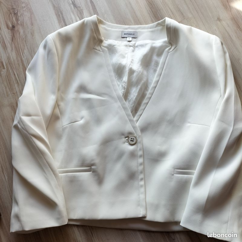 Veste Antonelle beige taille 42 (image 1)