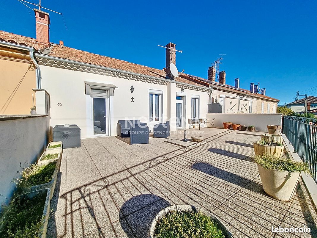 Maison 5 pièces 172 m² · à Laragne-Montéglin · 172 m² · 231 000 €