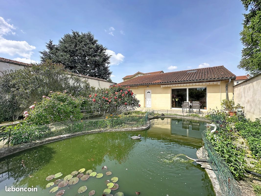 Maison 4 pièces 150 m² · à Vénissieux · 150 m² · 550 000 €