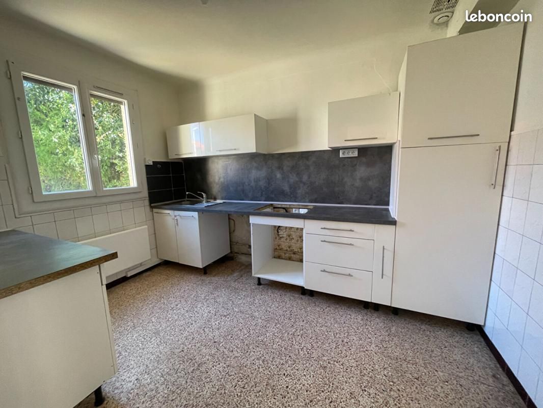 Maison 5 pièces 120 m² · à Perpignan · 120 m² · 1 100 €/mois