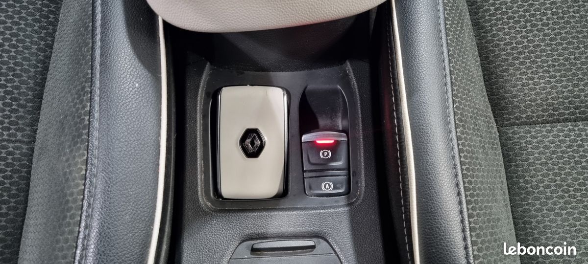 Renault CLIO V Intens dci 110 (image 19)