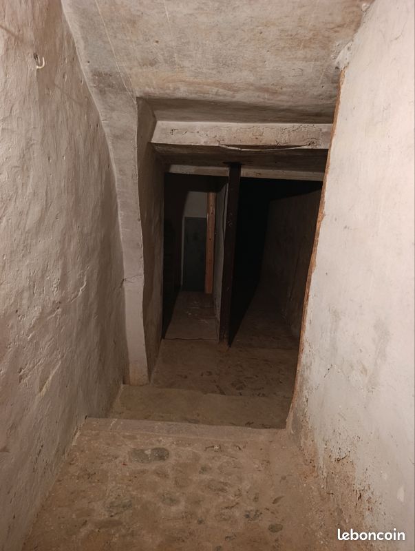 Cave location (image 1)