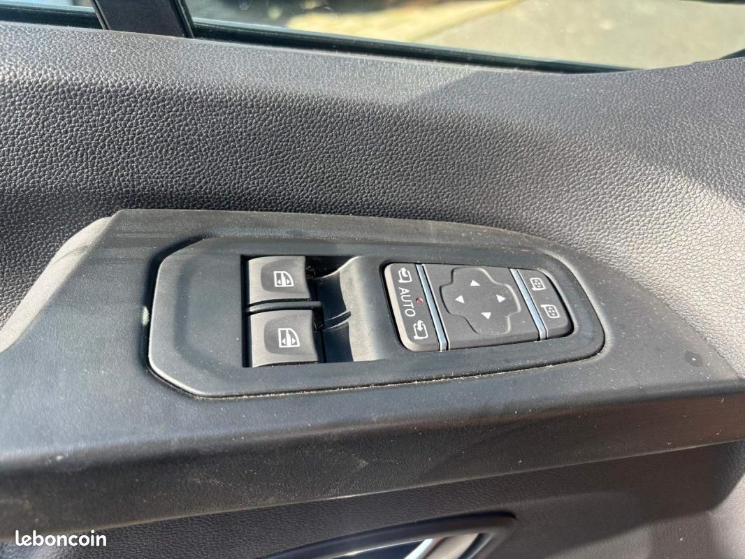 Nissan Primastar COMBI L1H1 3.0t 2.0 dCi 150 S/S BVM Tekna (image 25)