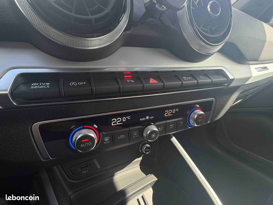 AUDI Q2 35 TDI 150 S tronic 7 S line (image 19)