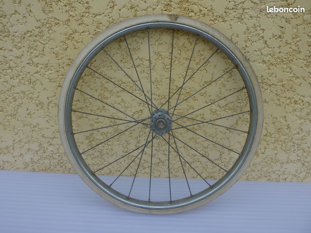 1 roue D 44 cm (image 2)