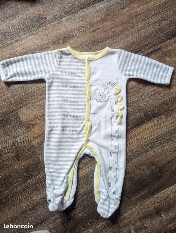 Lot 6 pyjamas velours chaud 3 mois (image 2)