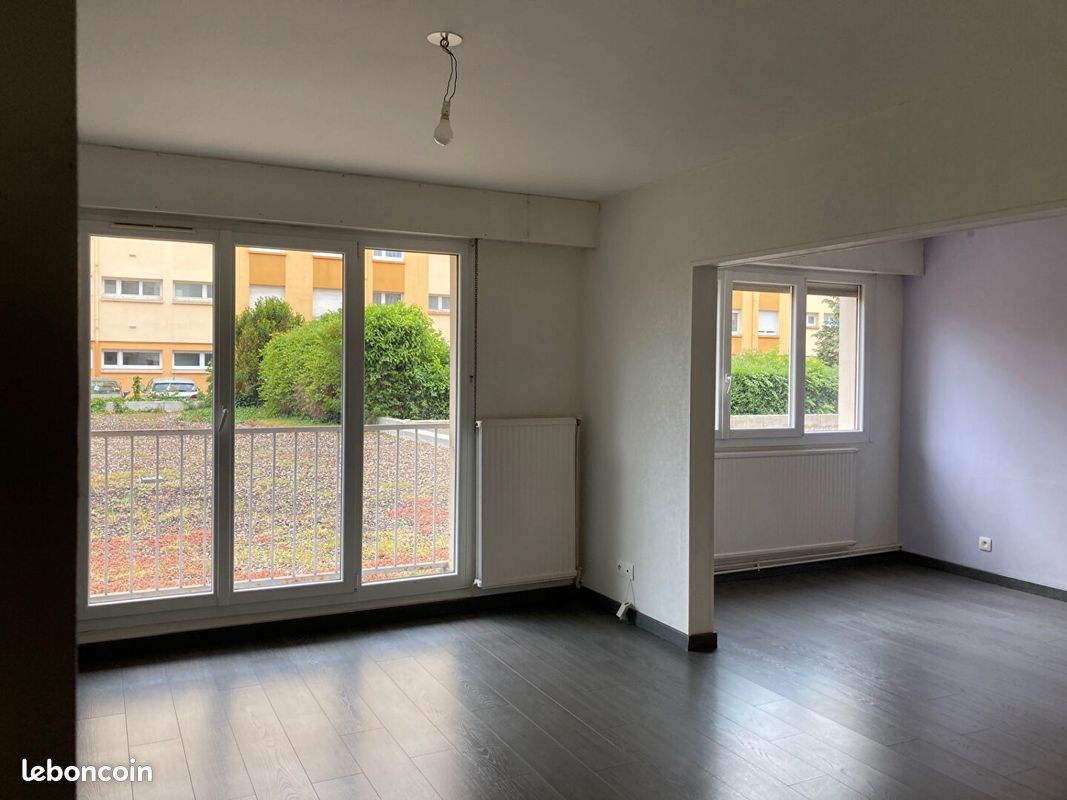 Appartement 4 pièces 82 m² · à Metz · 82 m² · 885 €