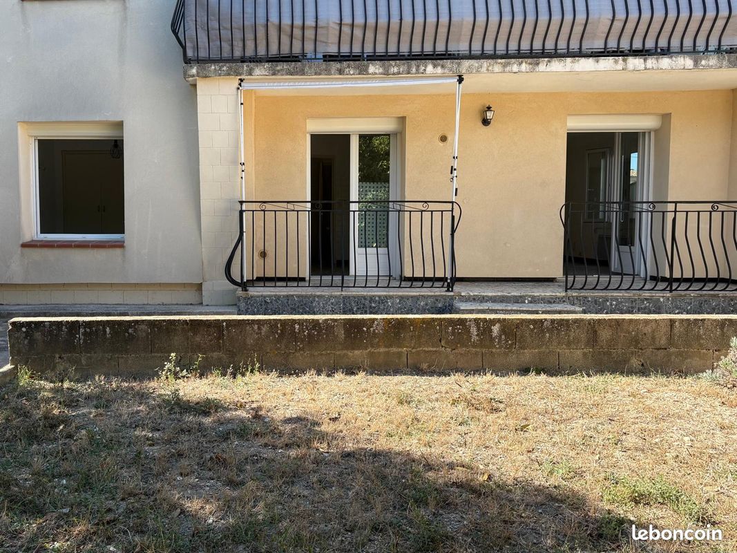 Maison 3 pièces 70 m² · à Courthézon · 70 m² · 900 €/mois