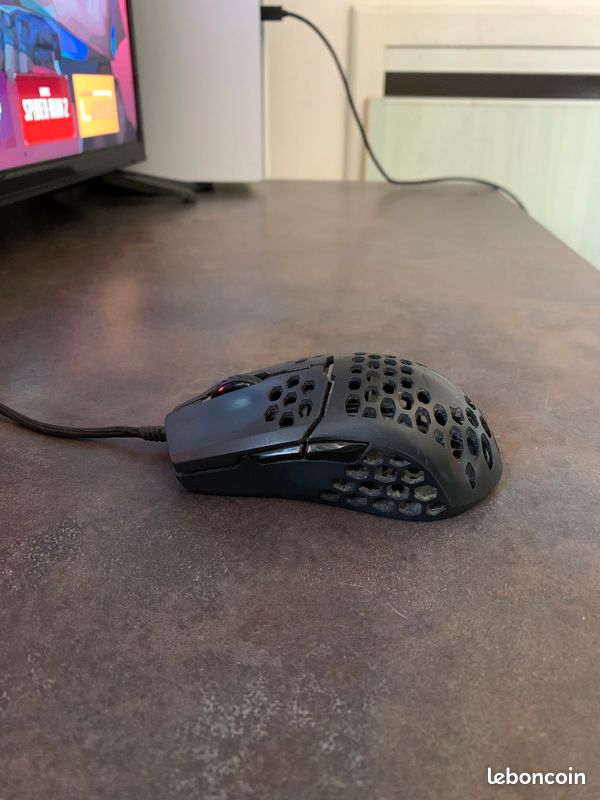 Souris gamer mastermouse (image 1)