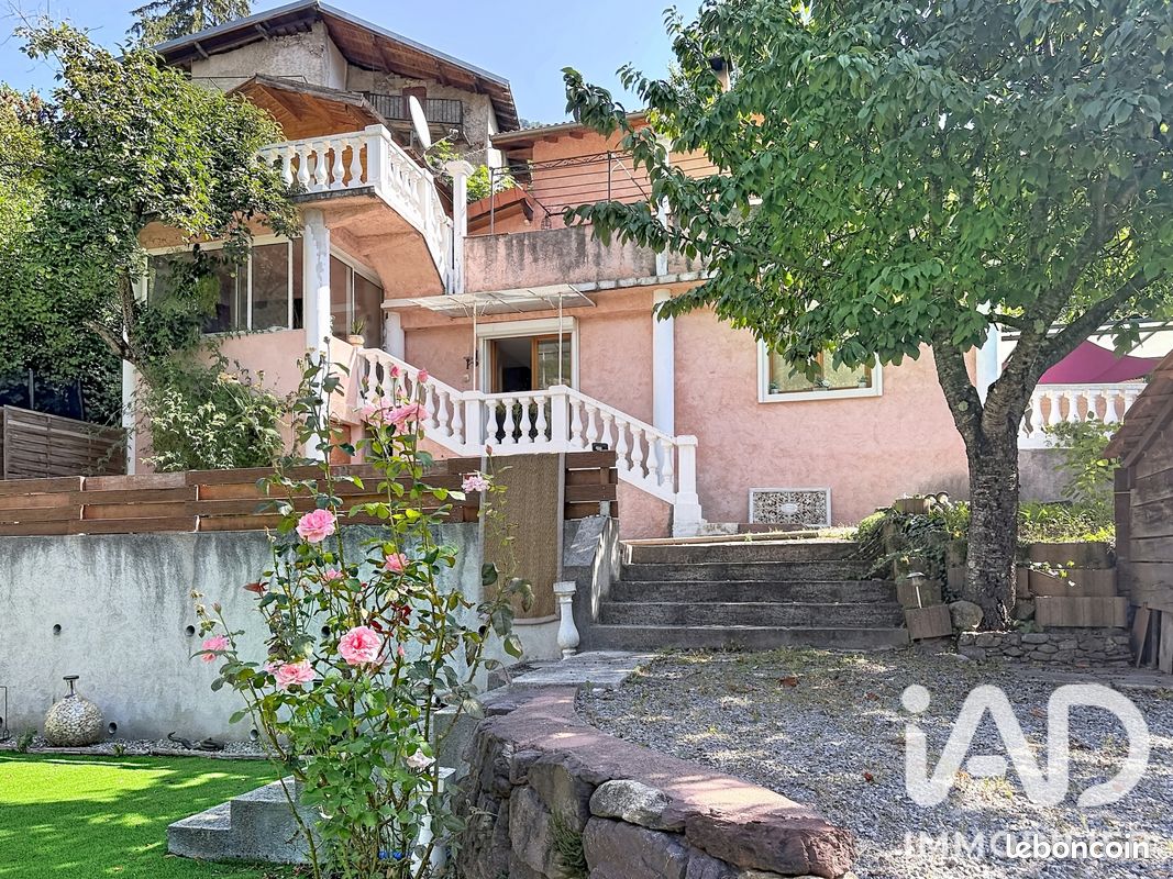 Maison 4 pièces 128 m² · à Roquebillière · 128 m² · 299 000 €