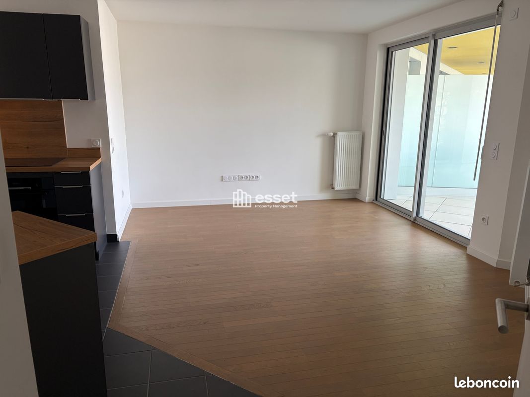 Appartement 3 pièces 57 m² · à Suresnes · 57 m² · 1 725 €/mois