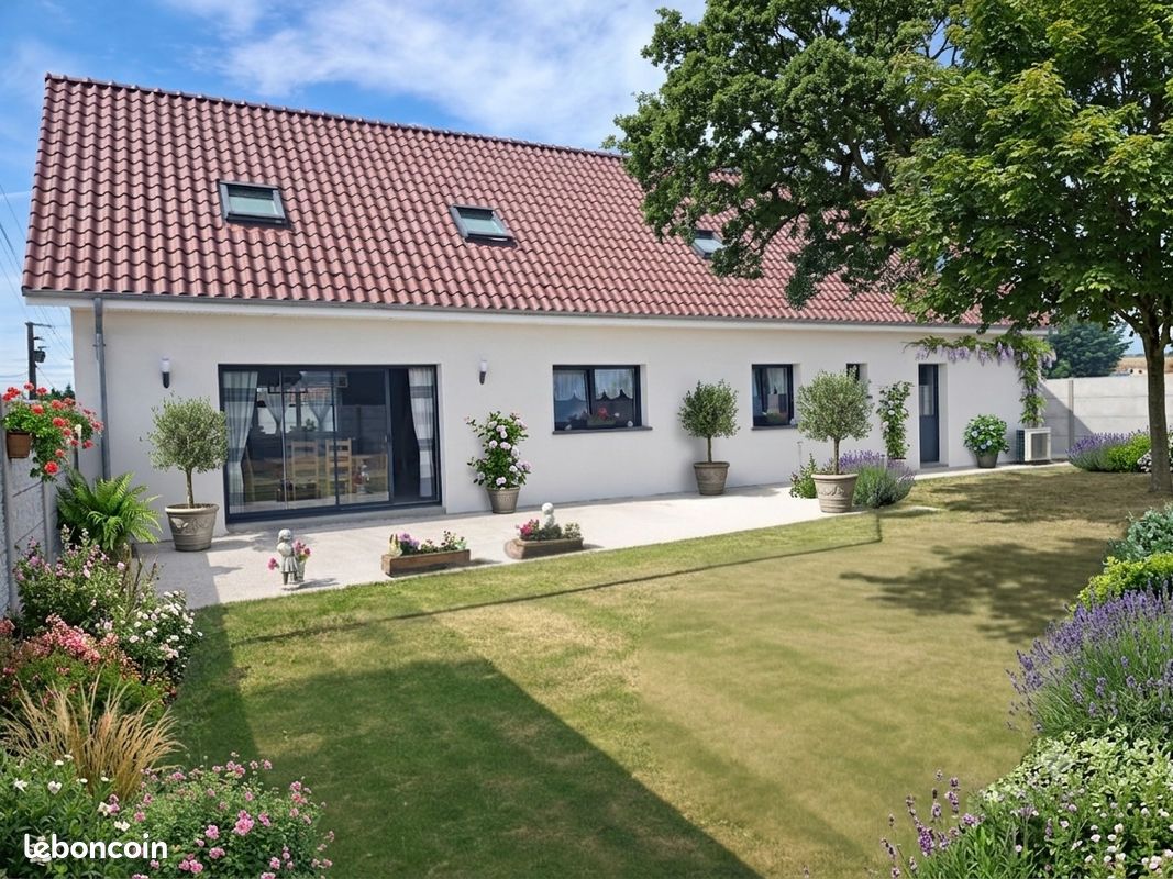 Maison 7 pièces 151 m² · à Audruicq · 151 m² · 326 990 €