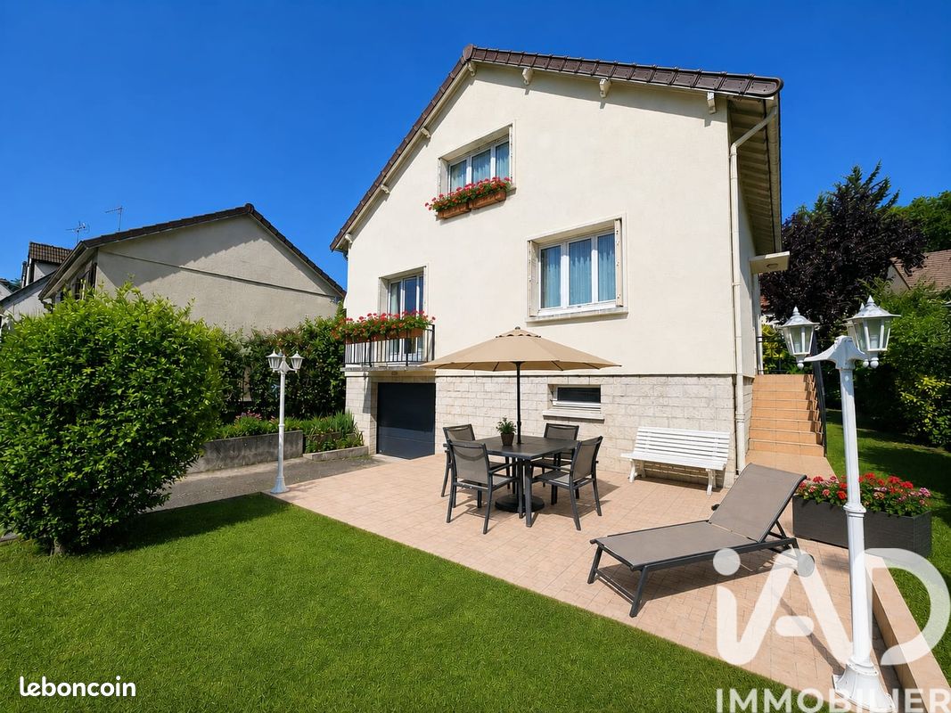 Maison 6 pièces 130 m² · à Chamarande · 130 m² · 299 500 €