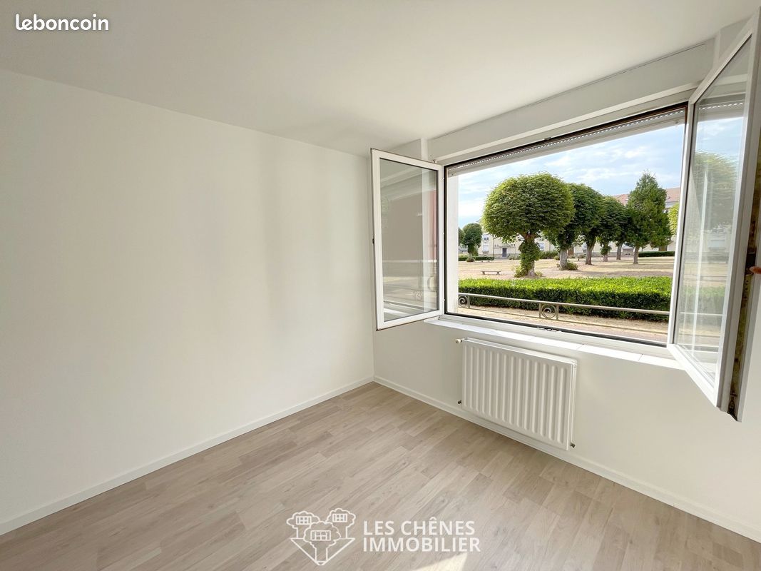 Appartement 5 pièces 98 m² · à Val de Briey · 98 m² · 700 €/mois