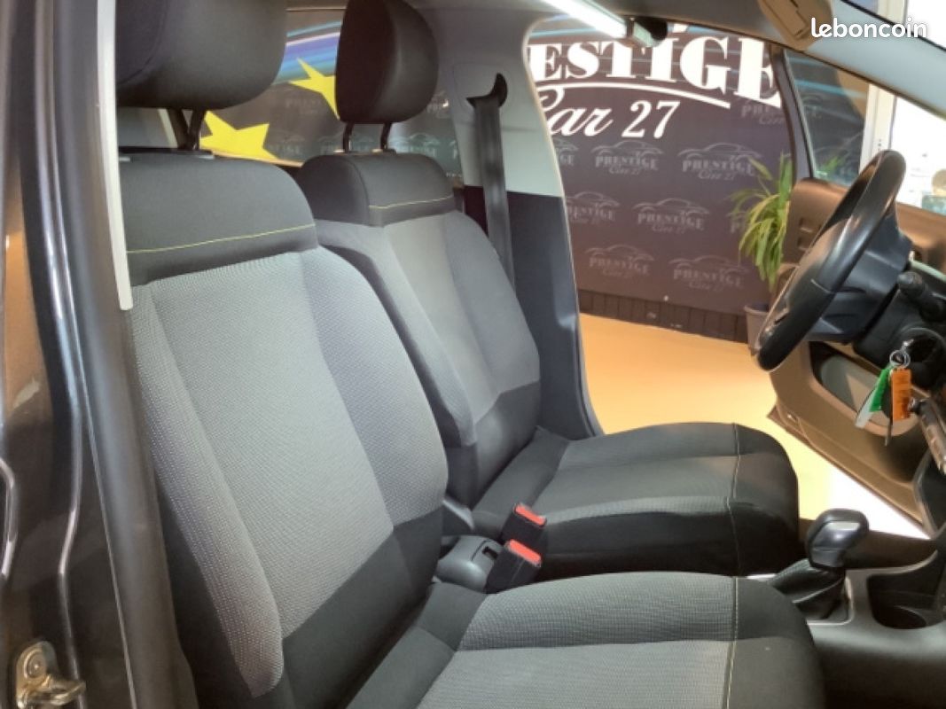 CITROEN C3 110 CV SS EAT6 Shine Pack (image 18)