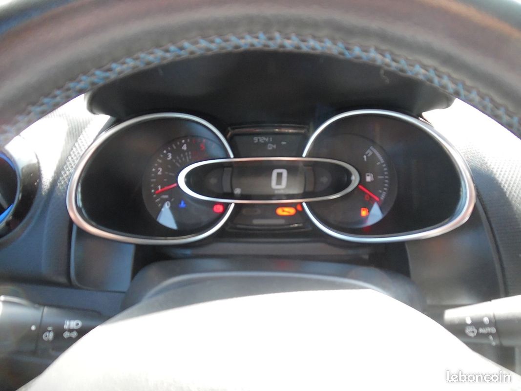 Renault CLIO IV ESTATE 1.5 DCI 110CH ENERGY INTENS (image 7)