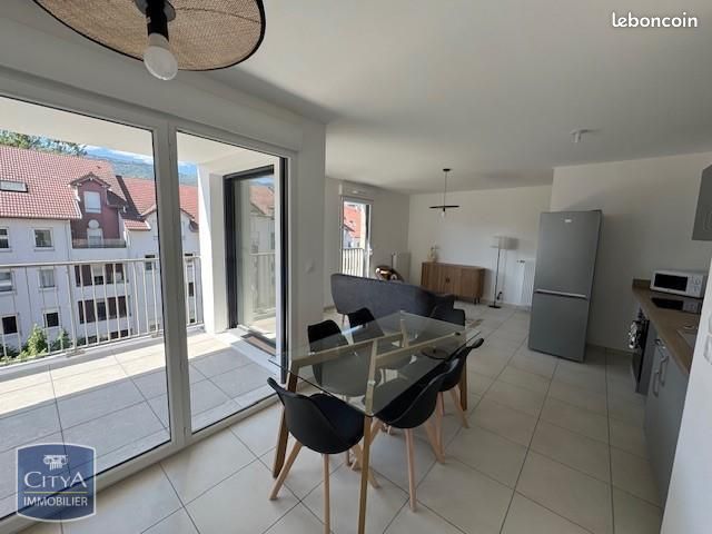 Appartement 3 pièces 68 m² · à Saint-Genis-Pouilly · 68 m² · 1 715 €