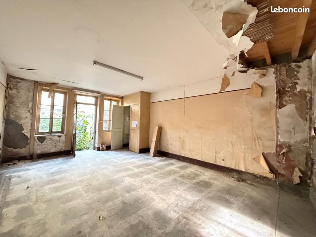 Appartement 1 pièce 34 m² · à Saint-Chamond · 34 m² · 33 800 €