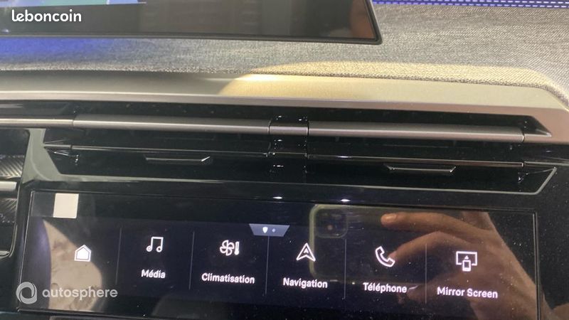 Peugeot 3008 1.2 Hybrid 145ch GT e-DCS6 (image 26)