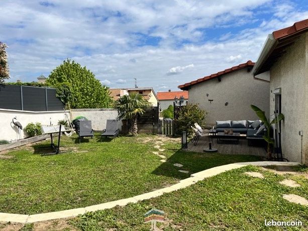 Maison 7 pièces 143 m²