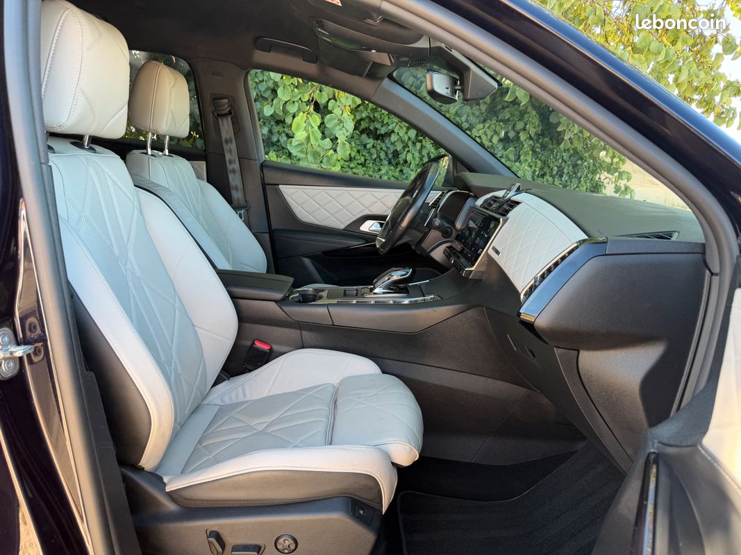 RIVOLI / DS7 CROSSBACK 1.5 BLUEHDI 130 CV / CARNET D'ENTRETIEN Disponbile (image 5)