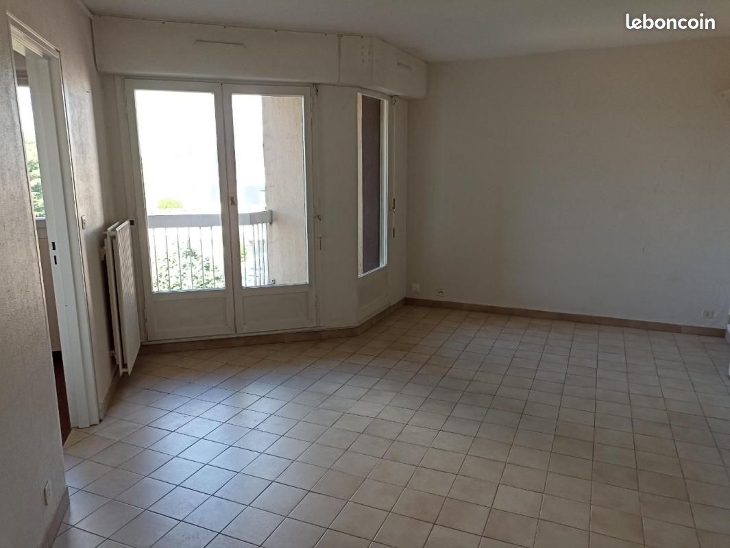 Appartement 1 pièce 34 m² · à Évreux · 34 m² · 542 €/mois