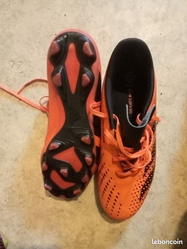 Crampons adidas predator (image 2)