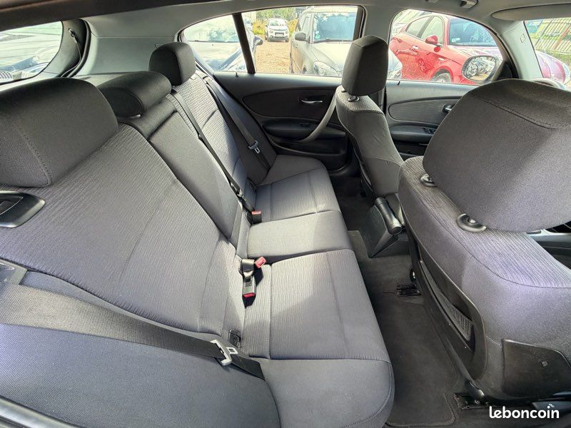 BMW 118d 143cv (image 4)