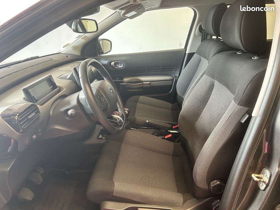 CITROEN C4 CACTUS BlueHDi 100 cv Shine - Caméra de recul / Carplay/Android auto - Garantie (image 11)