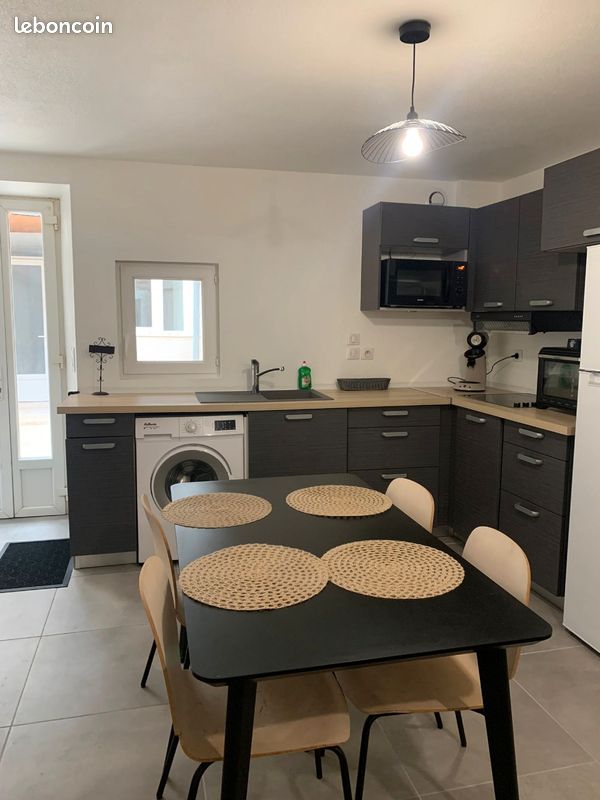 Local commercial 6 pièces 128 m²