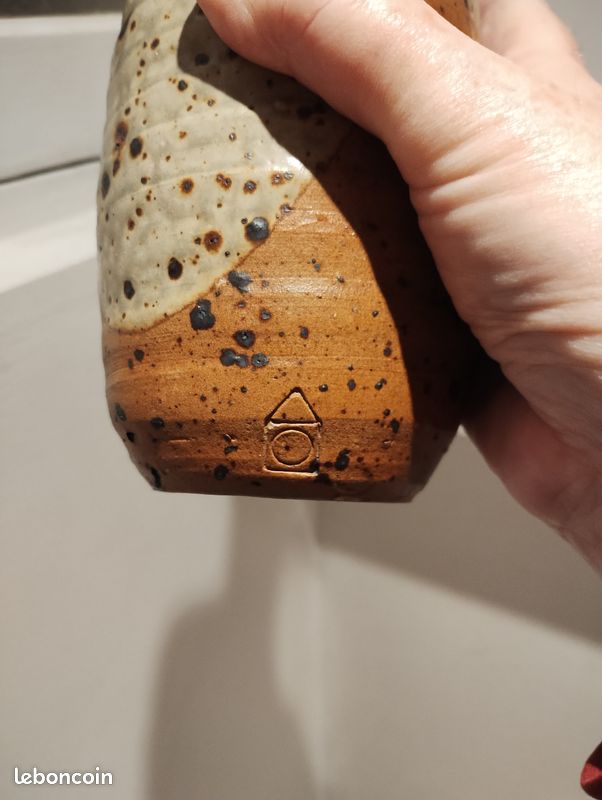 Vase bouteille en grès pyrite terre de Puisaye Charles Gaudry avec un élégant col (image 3)