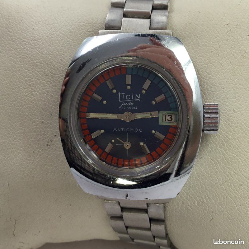 Montre Mécanique Antichoc NOVI Pour Femme (1970-1980) - Ne Fonctionne Pas / CA15