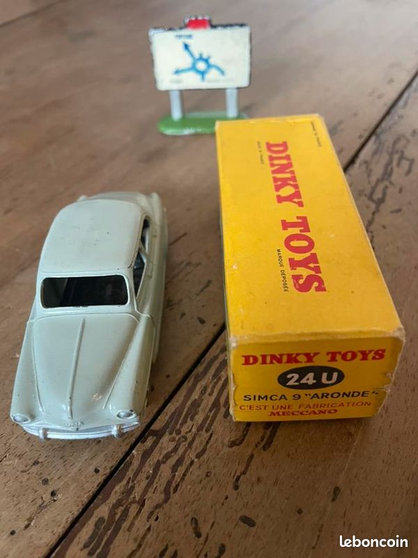 Dinky Toys Simca 9 Aronde 24U – 1:43, Made In France, Avec Boîte D'origine