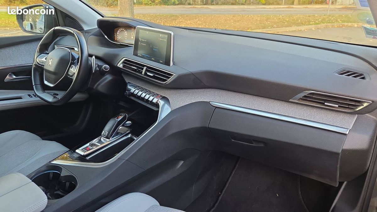 Peugeot 5008 II 1.5 BlueHDi 130 EAT8 Allure Business (image 10)