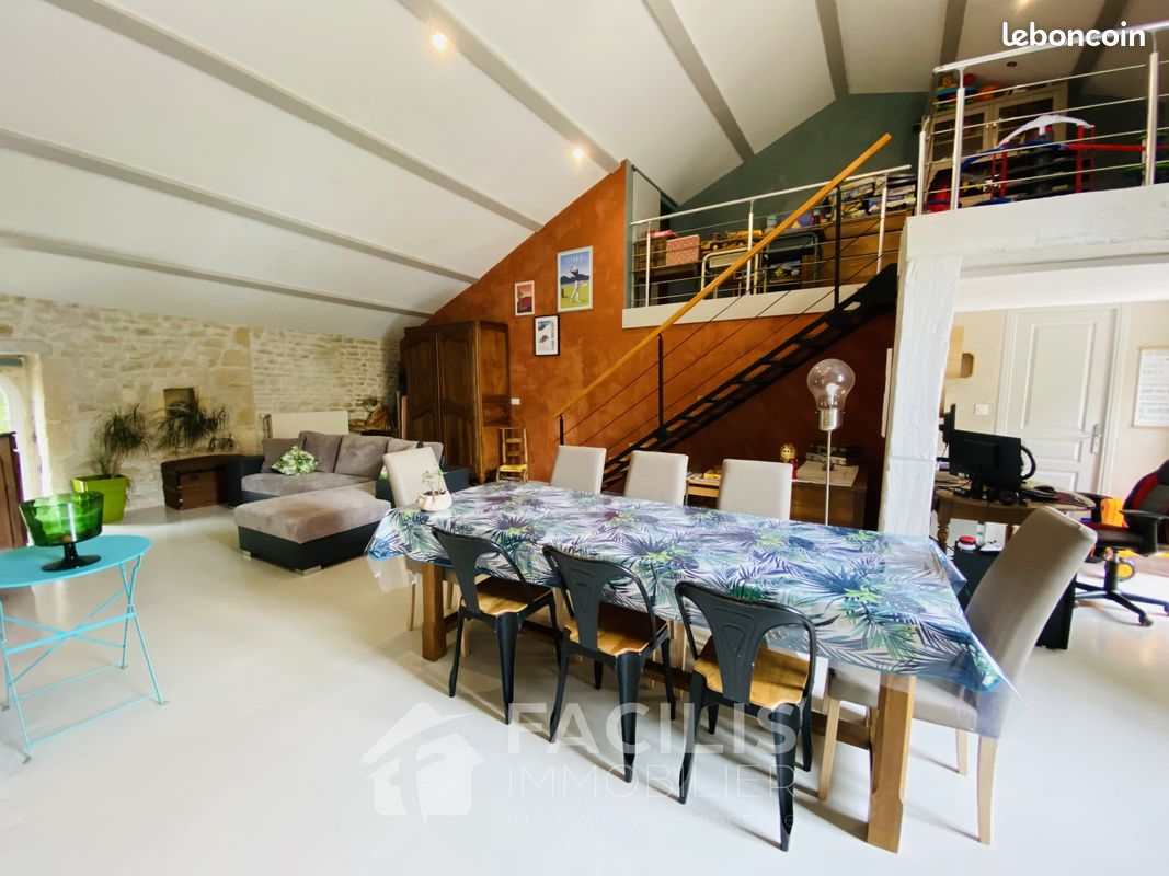 Maison 9 pièces 311 m² - Asnières-sur-Nouère 16290 (image principale 2)