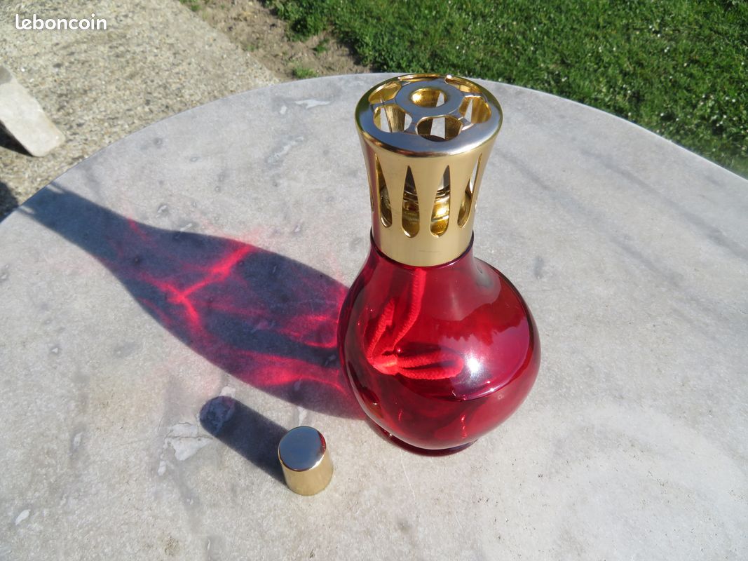 Lampe diffuseur de parfum boule - Noir France