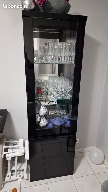 1 vitrine en noir laqué (possible 2 pour 200) (image 3)