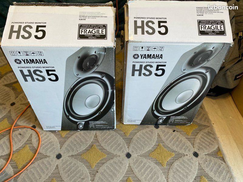Monitor de studio actif Yamaha HS5 pieds Instruments de musique