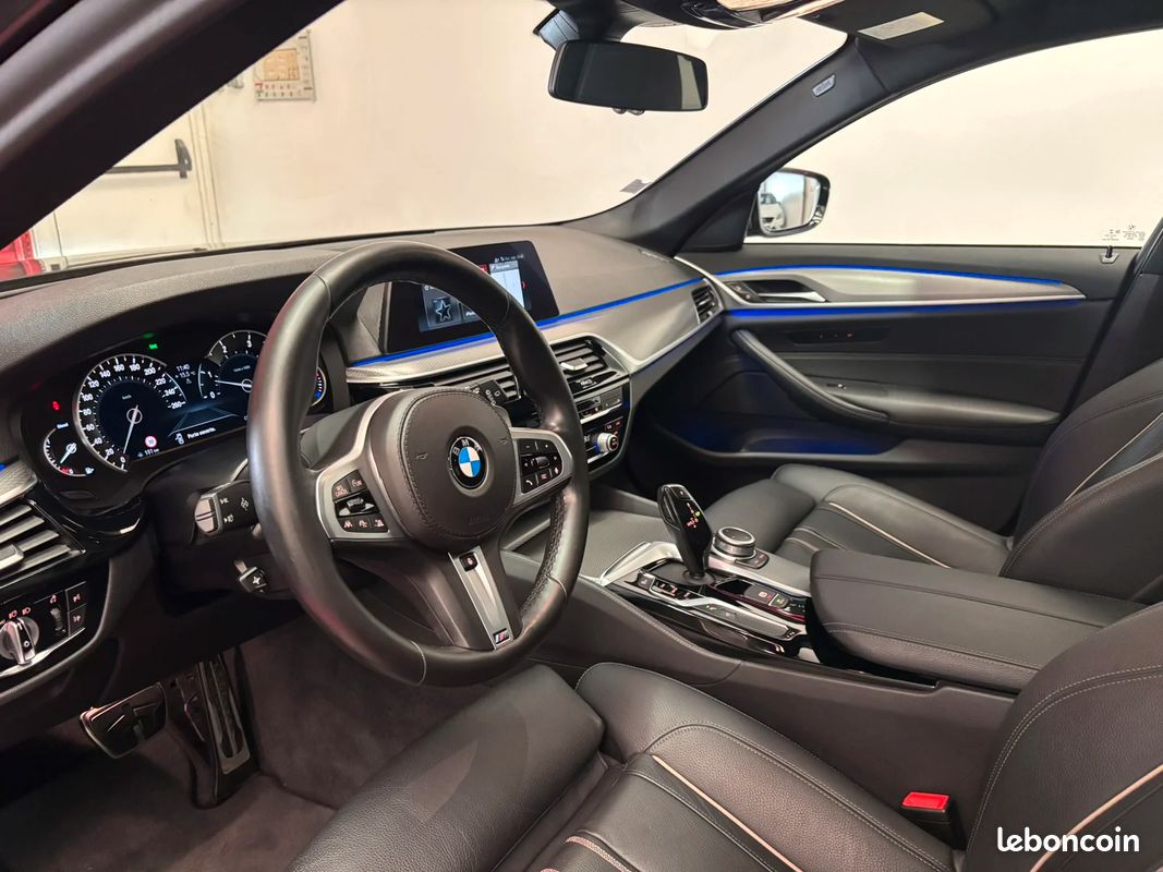BMW 530d TOURING M SPORT XDRIVE 265 CH BVA8 – TOIT PANORAMIQUE - CAMÉRA 360° - GARANTIE (image 13)