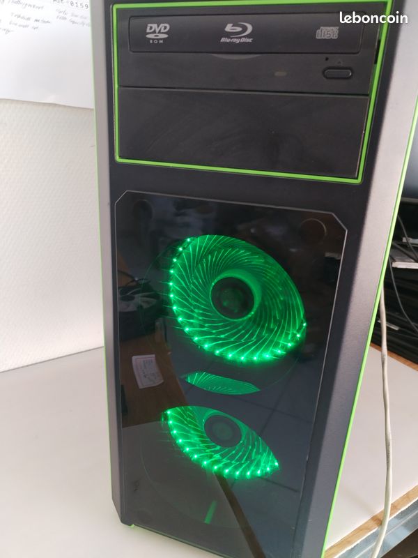 TOUR GAMER/BUREAU Intel i5-7400, RAM 16 Go, 512 SSD, 1000TB HDD