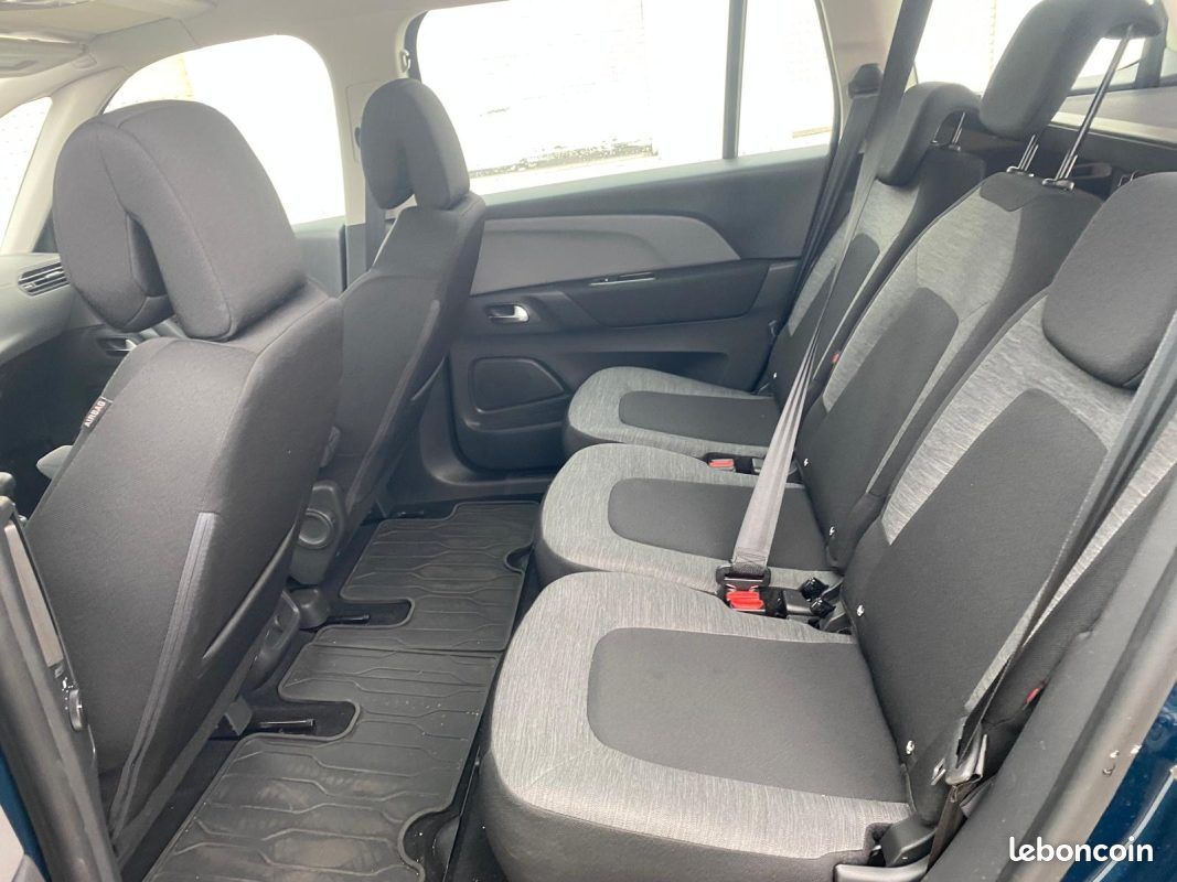 Citroen c4 grand spacetourer 1.2 pure tech 130 feel 2022 (image 4)