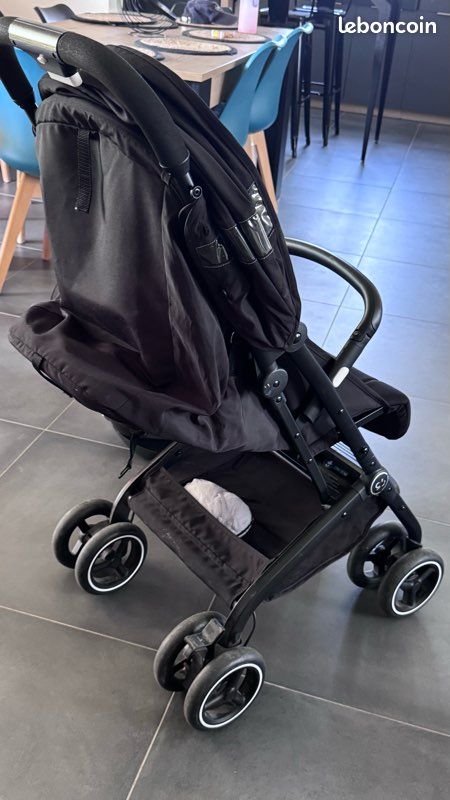 Ensemble poussette et cosy isofix (image 4)