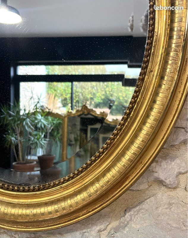 Miroir ancien ovale à fronton doré à la d’or antiquité 70cm/49,5cm (image 5)