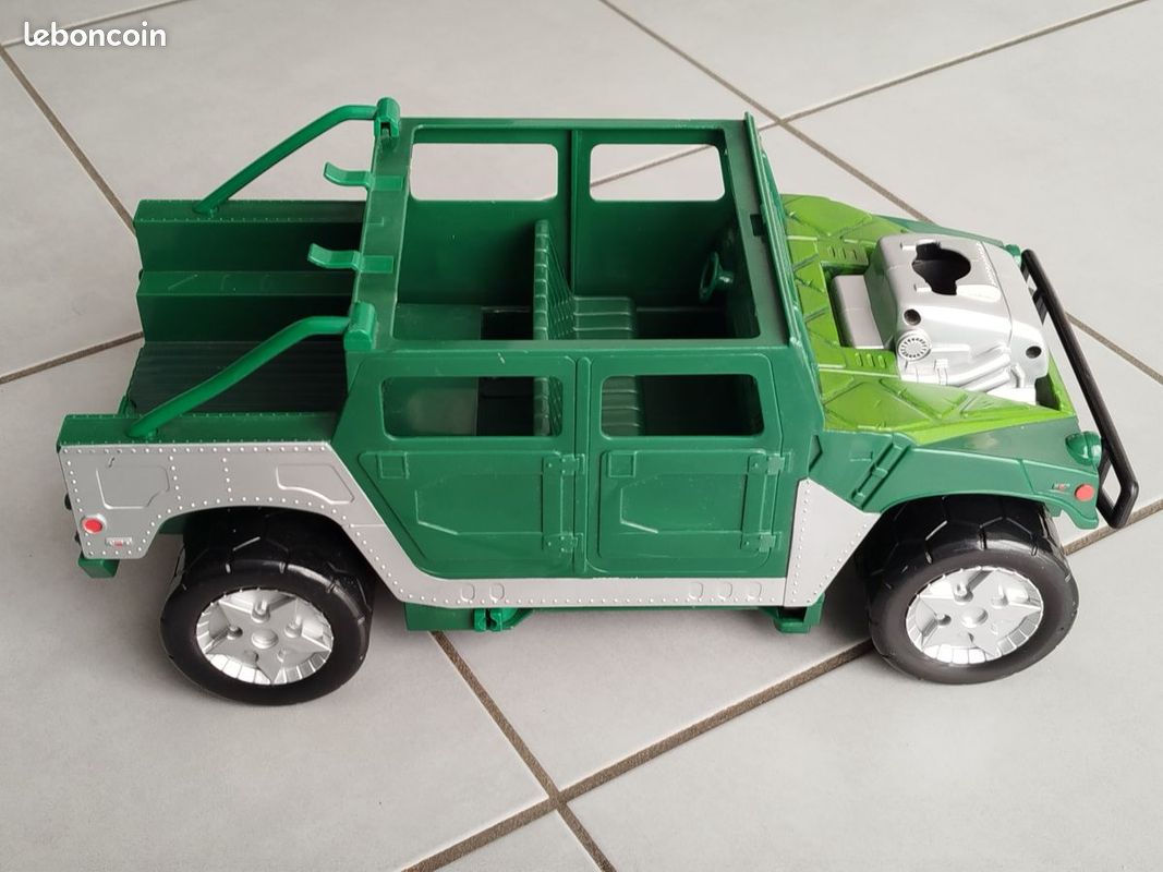 Voiture Jeep Tortues Ninja 35cm grand format (image 1)