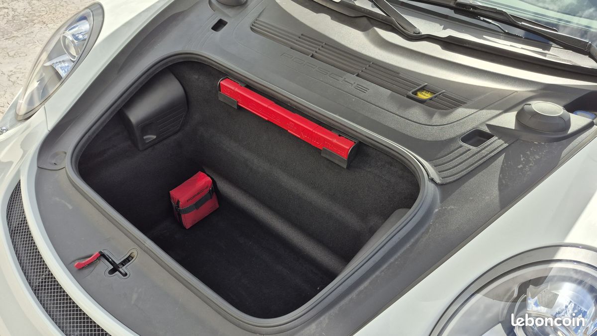 Porsche 911 type 991 GT3 phase 1 (image 9)